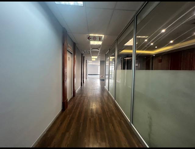 409M² OFFICE TO LET IN ILLOVO